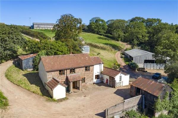 9 04 Acres Stoodleigh Tiverton Ex16 Devon Uklandandfarms Co Uk